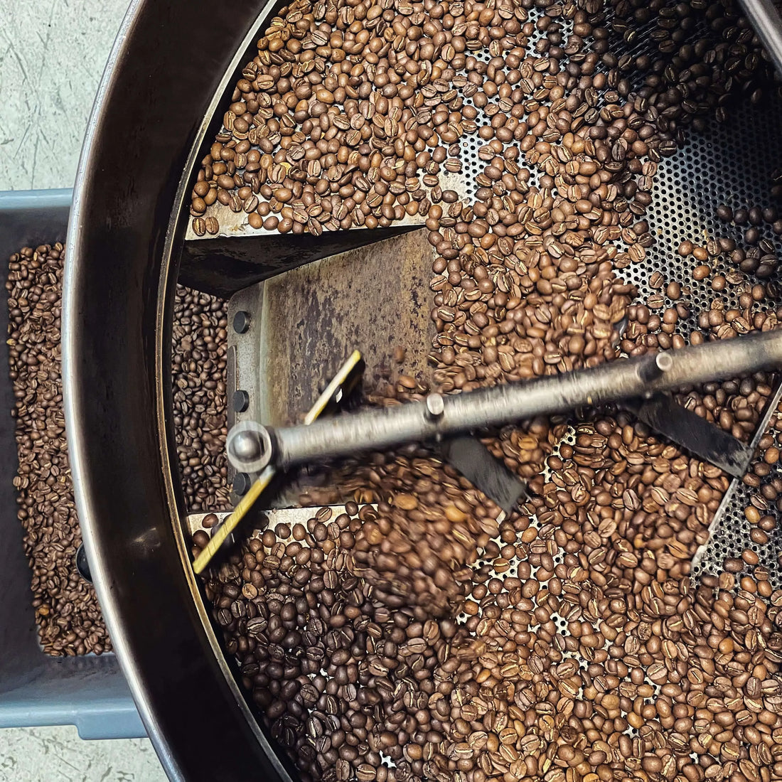 What is the difference between specialty coffee and regular coffee?